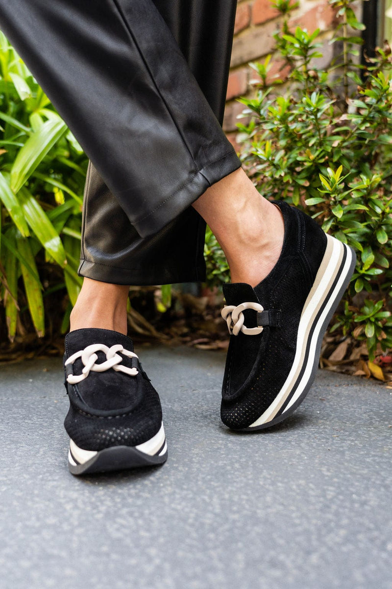 Softwaves CASSIE Black Slip-On Platform Sneaker
